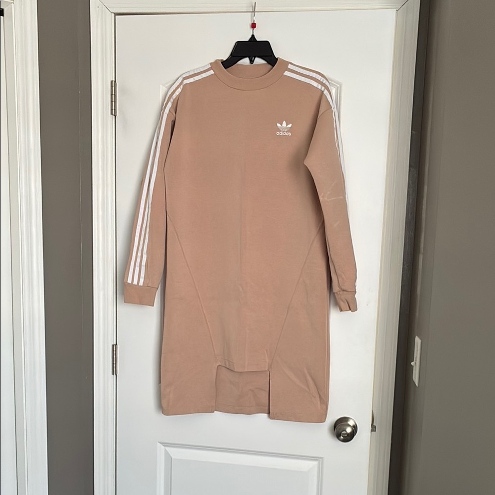 Elegant Beige Long Sleeve Dress